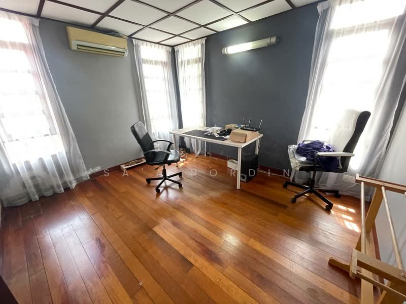 Bungalow for Sale in Seksyen 7 (Shah Alam) - Sa'a Nordin - Study - PropertyGuru.com.my