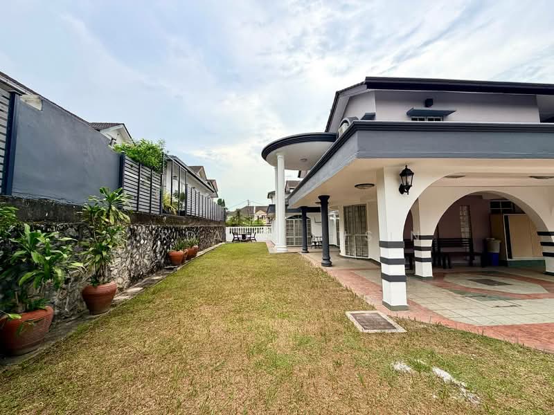 Rumah Berkembar untuk Dijual di Seksyen 9 (Shah Alam) - Firdaus Husin - Exterior - PropertyGuru.com.my