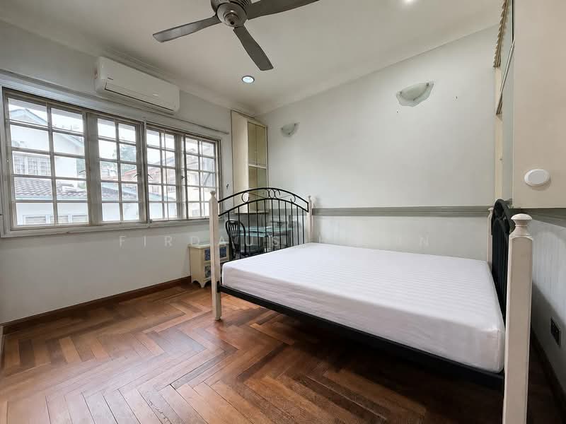 Rumah Berkembar untuk Dijual di Seksyen 9 (Shah Alam) - Firdaus Husin - Bedroom - PropertyGuru.com.my
