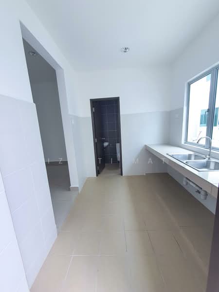 Terraced House for Sale in Sepang (Selangor) - Izzati Mat - Kitchen - PropertyGuru.com.my