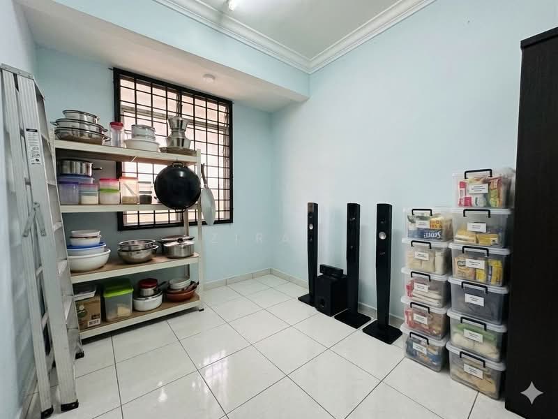 Rumah Teres 2 Tingkat untuk Dijual di Taman Mawar (Pasir Gudang) - Zira . - PropertyGuru.com.my