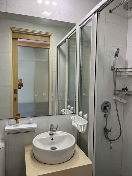 Kondominium untuk Dijual di Impiana On The Waterfront Condominium - Chen Kah Seng - Bathroom - PropertyGuru.com.my
