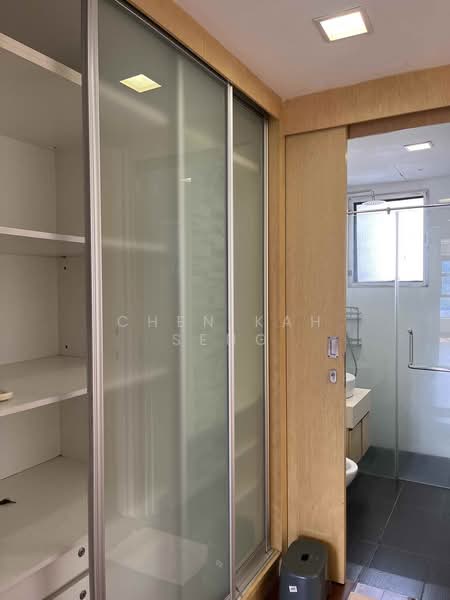 Kondominium untuk Dijual di Impiana On The Waterfront Condominium - Chen Kah Seng - Bathroom - PropertyGuru.com.my