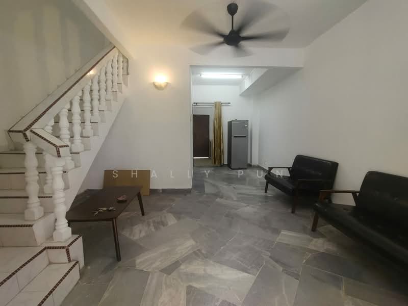 2-storey Terraced House for Rent in Puchong (Selangor) - Shally Pun - Living Room - PropertyGuru.com.my