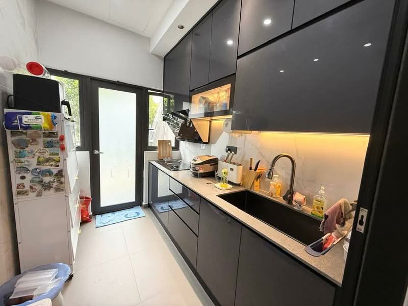 2-storey Terraced House for Sale in Iskandar Puteri (Nusajaya) (Johor) - Liew Lih Yi - Kitchen - PropertyGuru.com.my