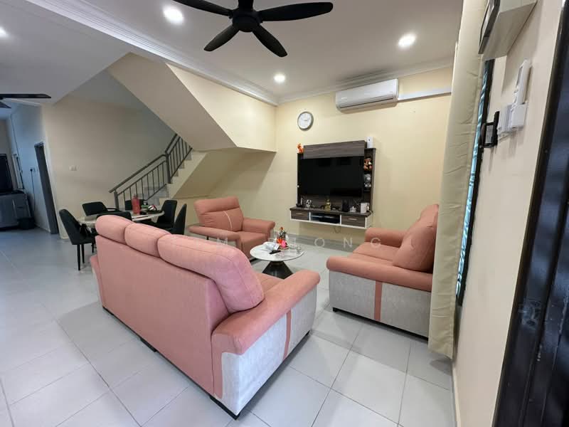 2-storey Terraced House for Sale in Alor Gajah (Melaka) - Tim Piong - Living Room - PropertyGuru.com.my