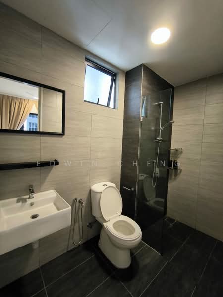 Servis Apartment untuk Disewa di Suria Garden - Edwin Cheng - Bathroom - PropertyGuru.com.my
