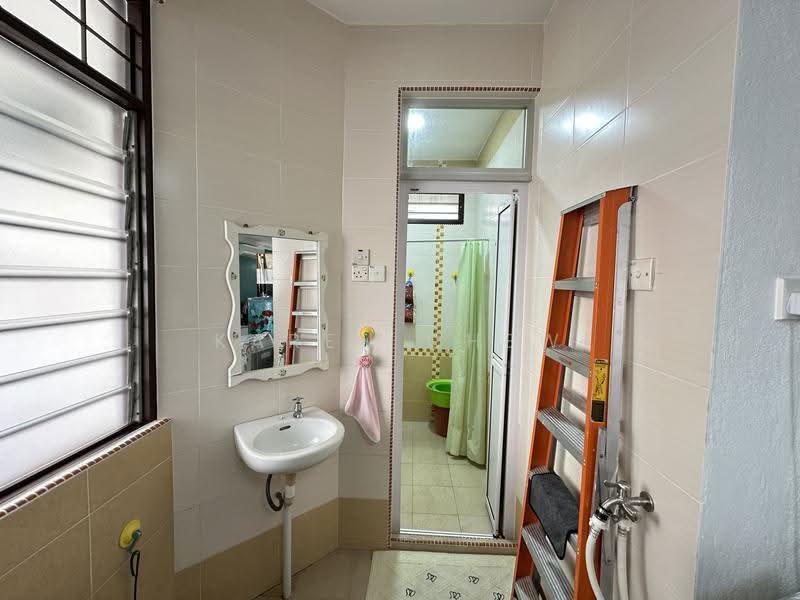 Pangsapuri untuk Dijual di Medan Lumba Kuda - Karen Chew - PropertyGuru.com.my