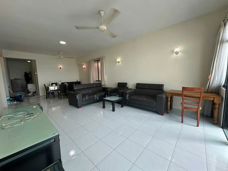 Kondominium untuk Disewa di Sri Pangkor Condominium - Xinnee . - Living Room - PropertyGuru.com.my