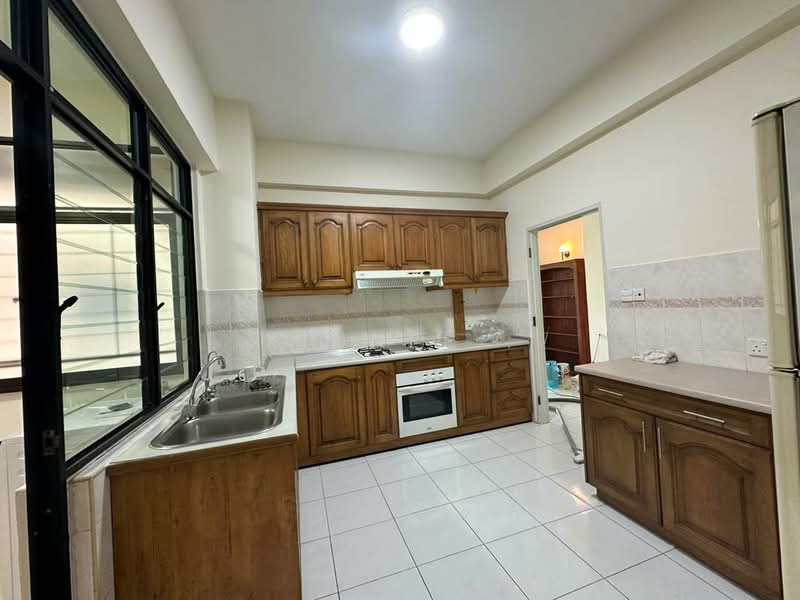 Kondominium untuk Disewa di Sri Pangkor Condominium - Xinnee . - Kitchen - PropertyGuru.com.my