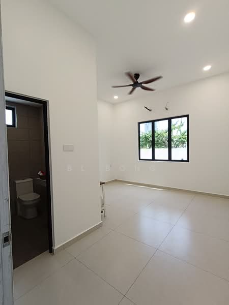Bungalow for Sale in Ujong Pasir (Melaka) - BL Bong - PropertyGuru.com.my