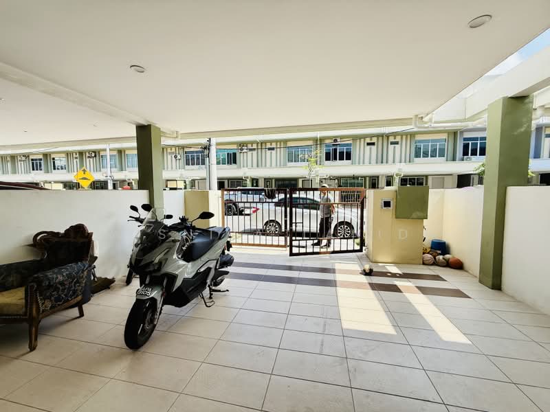 Terraced House for Sale in Nilai (Negeri Sembilan) - Rosniza Tanidi - Exterior - PropertyGuru.com.my