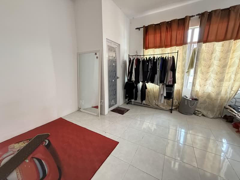 Terraced House for Sale in Nilai (Negeri Sembilan) - Rosniza Tanidi - Interior - PropertyGuru.com.my