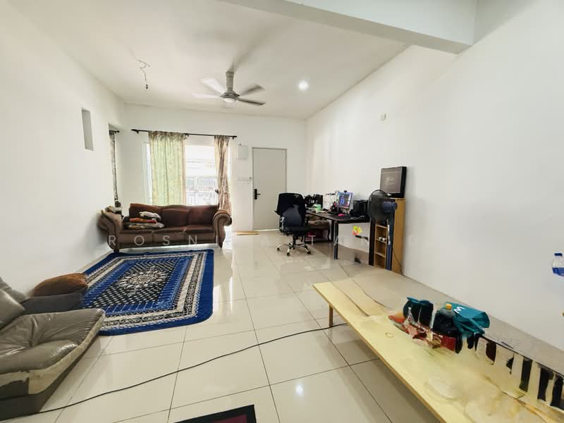 Terraced House for Sale in Nilai (Negeri Sembilan) - Rosniza Tanidi - Living Room - PropertyGuru.com.my
