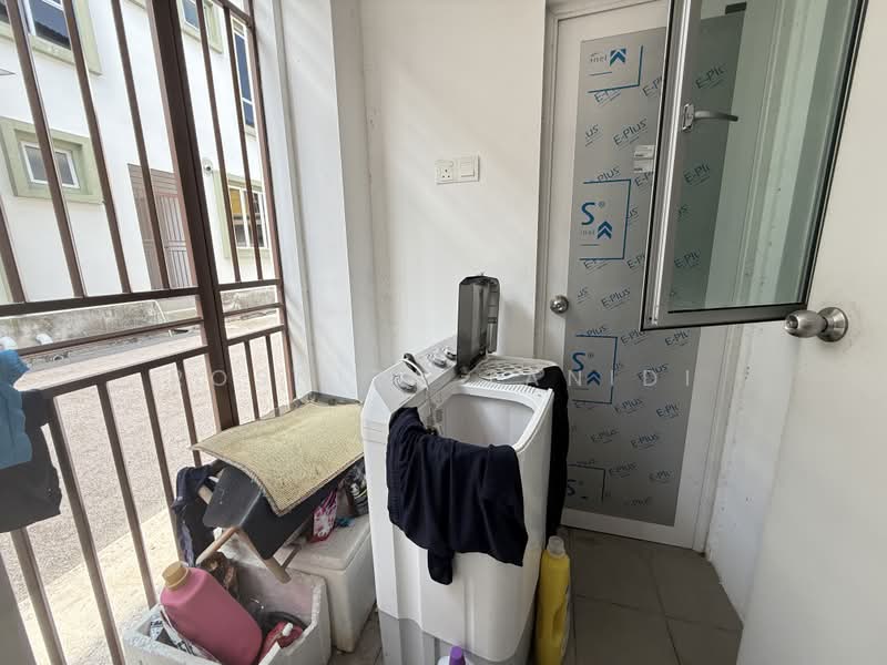 Terraced House for Sale in Nilai (Negeri Sembilan) - Rosniza Tanidi - Exterior - PropertyGuru.com.my