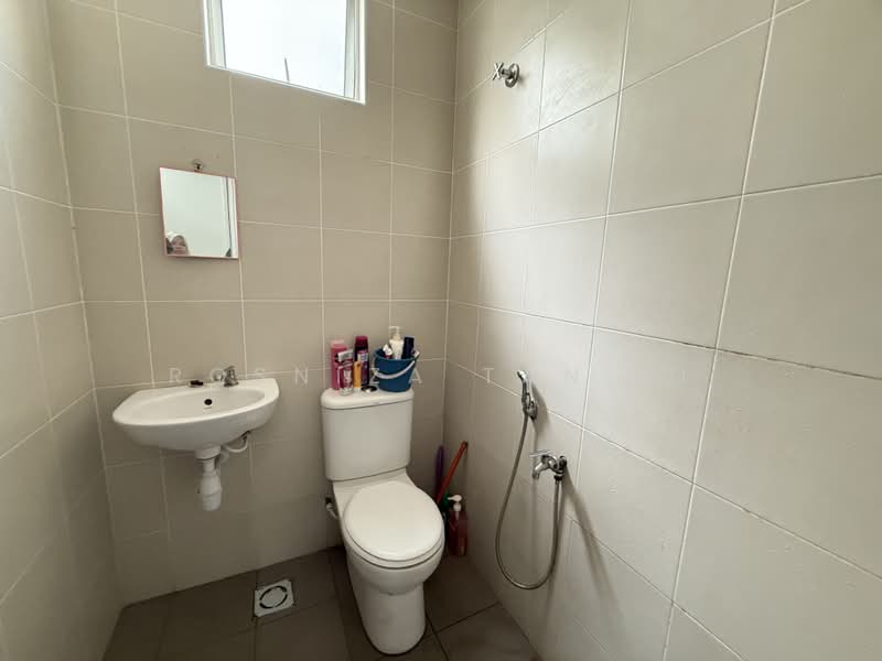 Terraced House for Sale in Nilai (Negeri Sembilan) - Rosniza Tanidi - Bathroom - PropertyGuru.com.my