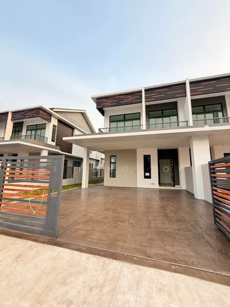 Cluster House for Sale in Taman Impian Emas (Skudai) - Ee Fong Toh - Exterior - PropertyGuru.com.my