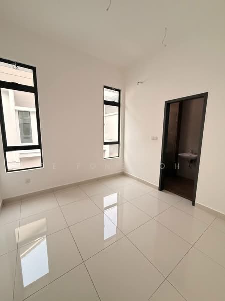 Cluster House for Sale in Taman Impian Emas (Skudai) - Ee Fong Toh - PropertyGuru.com.my