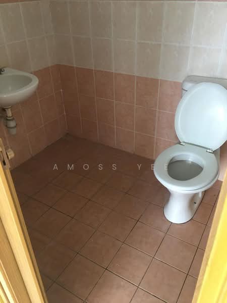 Rumah Teres 2 Tingkat untuk Dijual di Sungai Long (Bandar Sungai Long) - Amoss Yee - Bathroom - PropertyGuru.com.my