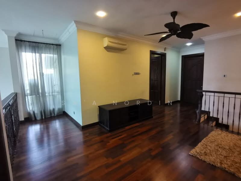 Rumah Banglo untuk Dijual di Putra Heights (Subang Jaya) - Sa'a Nordin - Living Room - PropertyGuru.com.my