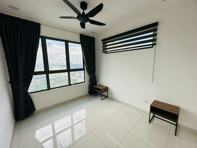 Kondominium untuk Disewa di Kenwingston Platz - CK Teong - Bedroom - PropertyGuru.com.my