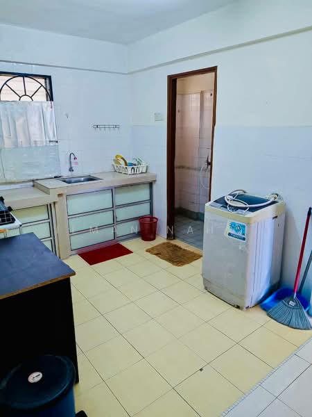 Apartment for Sale at Pangsapuri Putra Harmoni - Ilman Nahri - Kitchen - PropertyGuru.com.my