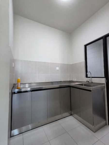Pangsapuri untuk Disewa di Residensi Max - Ares Lim - Kitchen - PropertyGuru.com.my