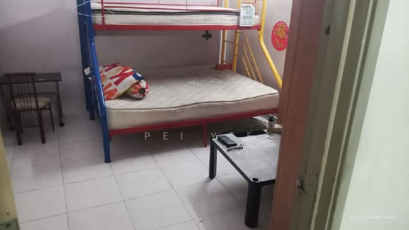 Rumah Teres 1.5 Tingkat untuk Disewa di Taman Impian Emas (Skudai) - Pei Yee - Bedroom - PropertyGuru.com.my