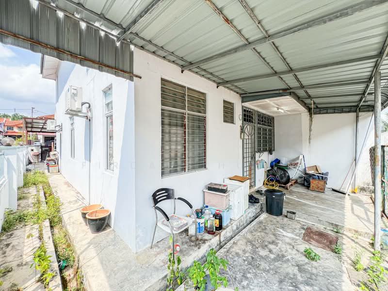 Rumah Teres 2 Tingkat untuk Dijual di Bandar Baru Salak Tinggi (Sepang) - Firdaus Husin - Exterior - PropertyGuru.com.my