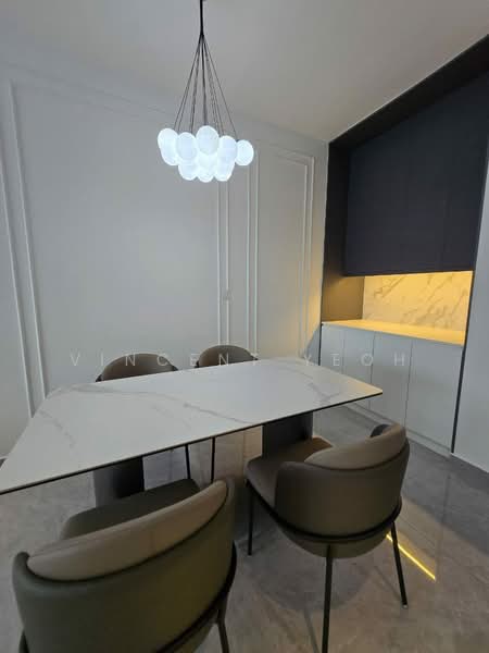 Servis Apartment untuk Disewa di Agile Bukit Bintang - Vincent Yeoh - Dining Room - PropertyGuru.com.my