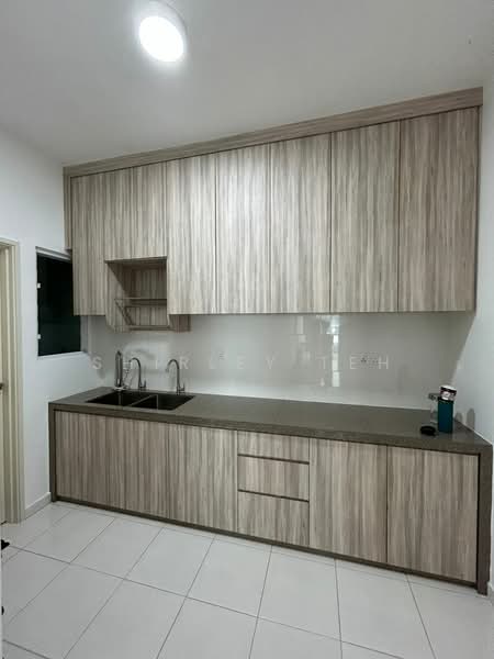 Kondominium untuk Dijual di i-Santorini - Shirley Teh - Kitchen - PropertyGuru.com.my