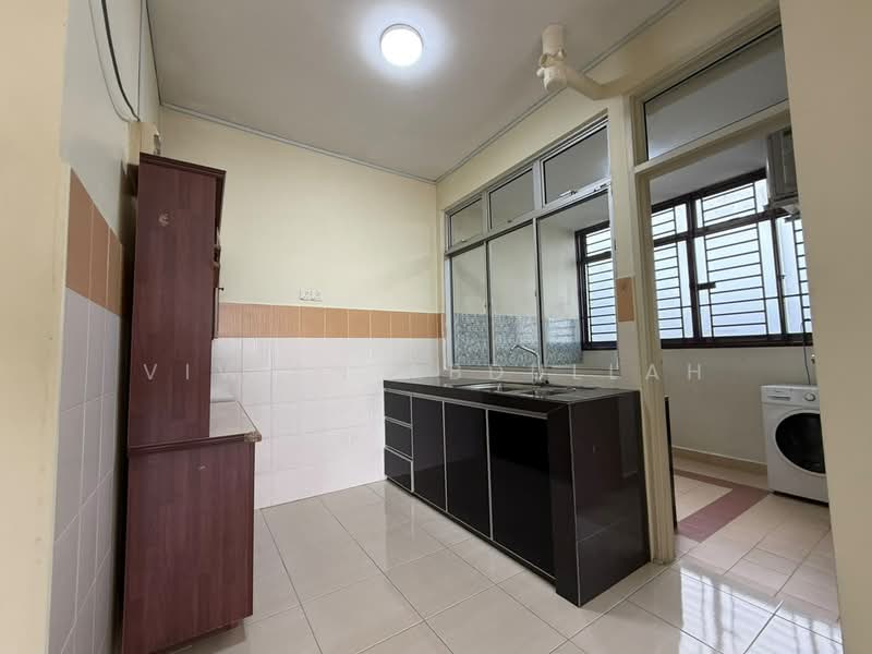 Pangsapuri untuk Disewa di Kipark Apartment - Vivian Abdullah - Kitchen - PropertyGuru.com.my