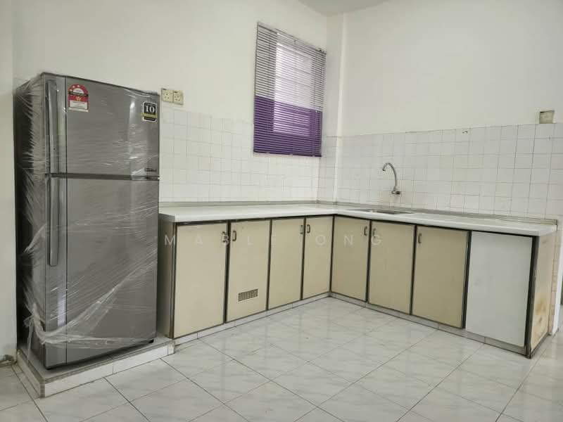 Pangsapuri untuk Disewa di Tanjung Court - Mable Ong - Kitchen - PropertyGuru.com.my