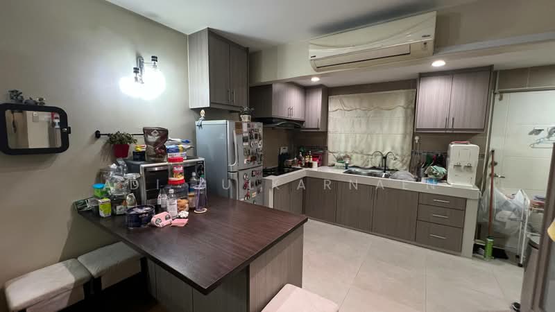 Rumah Teres 2 Tingkat untuk Disewa di SS19 (Subang Jaya) - Adi Zulkarnaen - Kitchen - PropertyGuru.com.my