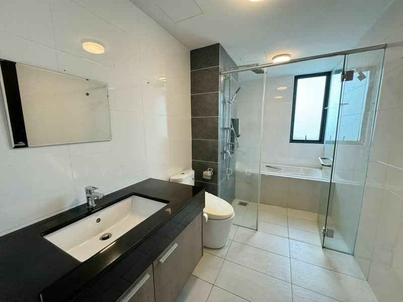 Pangsapuri untuk Disewa di Ponderosa Lakeside Apartment - Vivian Abdullah - Bathroom - PropertyGuru.com.my