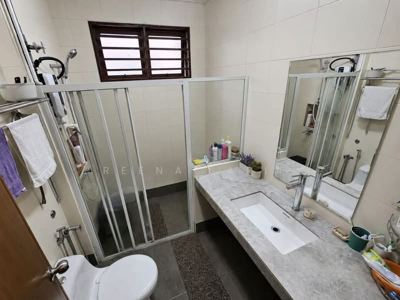 2-storey Terraced House for Sale in Bukit Jelutong (Shah Alam) - Reena Sarif - Bathroom - PropertyGuru.com.my