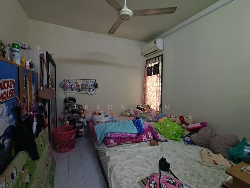 Semi-Detached House for Sale in Taman Megah Ria (Masai) - Jason Tan - Bedroom - PropertyGuru.com.my