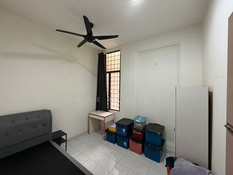 Rumah Teres 1 Tingkat untuk Dijual di Seksyen 4 (Kota Damansara) - Valerie Ng - Bedroom - PropertyGuru.com.my