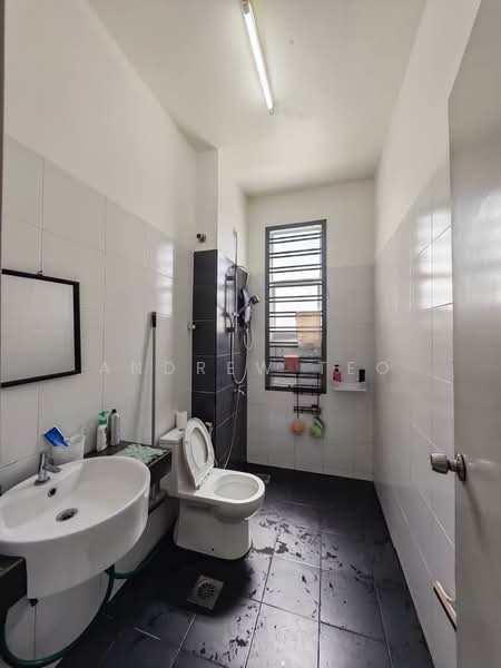 2-storey Terraced House for Sale in Taman Pelangi Indah (Ulu Tiram) - Andrew Teo - PropertyGuru.com.my
