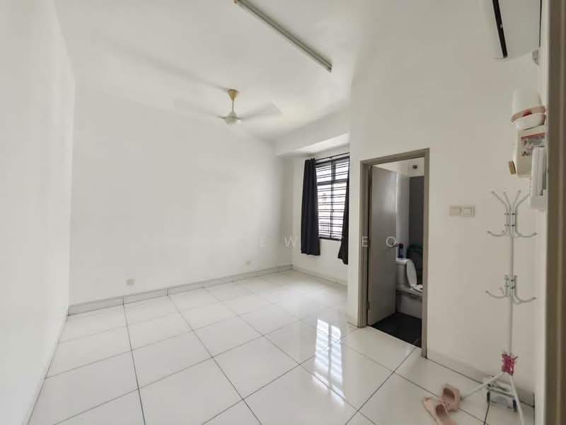 2-storey Terraced House for Sale in Taman Pelangi Indah (Ulu Tiram) - Andrew Teo - PropertyGuru.com.my