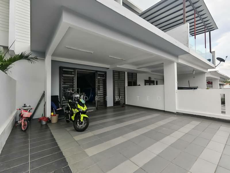 2-storey Terraced House for Sale in Taman Pelangi Indah (Ulu Tiram) - Andrew Teo - PropertyGuru.com.my