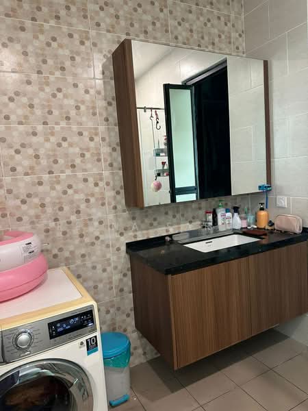 Rumah Teres untuk Dijual di Setia Alam (Selangor) - Reena Sarif - Bathroom - PropertyGuru.com.my