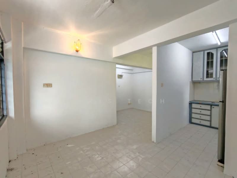 Pangsapuri untuk Dijual di Taman Harbour View (Wisma KGN) - Chris Teoh - Kitchen - PropertyGuru.com.my