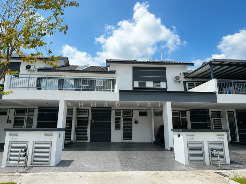Townhouse for Rent in Cybersouth (Dengkil) - Ahmad Faiz - Exterior - PropertyGuru.com.my