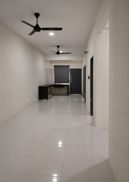 Townhouse for Rent in Cybersouth (Dengkil) - Ahmad Faiz - Kitchen - PropertyGuru.com.my