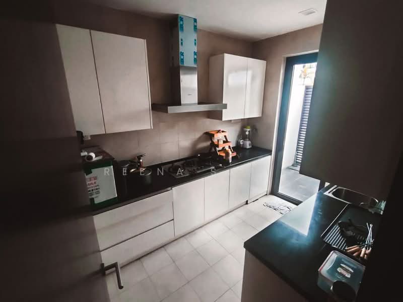 Bungalow for Sale in Taman Sri Hartamas (Sri Hartamas) - Reena Sarif - Kitchen - PropertyGuru.com.my