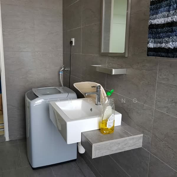 Service Residence for Rent at Woodsbury Suites - Yzan Cheng - Bathroom - PropertyGuru.com.my