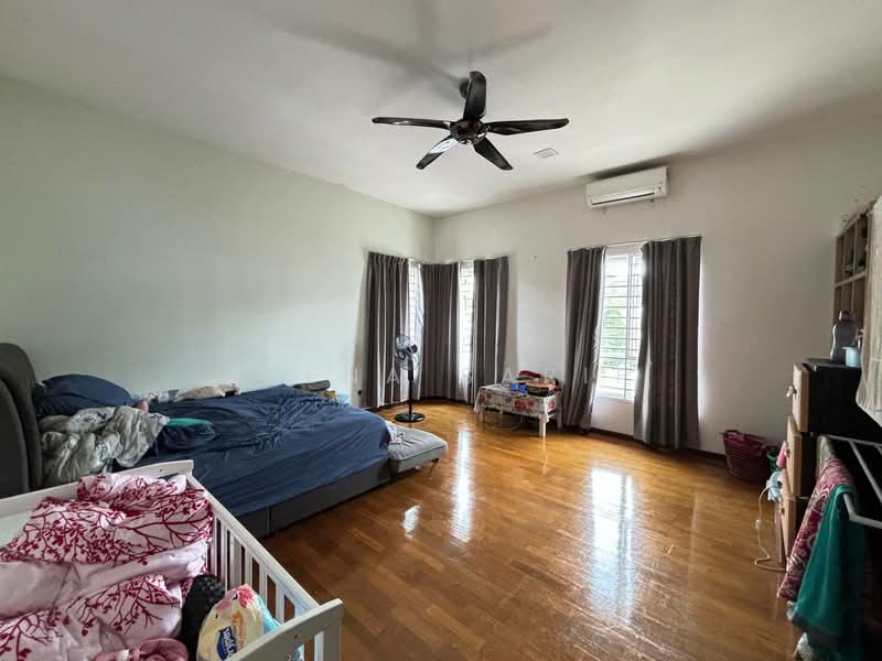 Rumah Berkembar untuk Dijual di Setia Damai (Setia Alam) - Reena Sarif - Bedroom - PropertyGuru.com.my