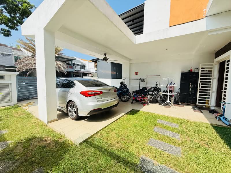 Rumah Teres 2 Tingkat untuk Dijual di Nilai (Negeri Sembilan) - Rosniza Tanidi - Exterior - PropertyGuru.com.my