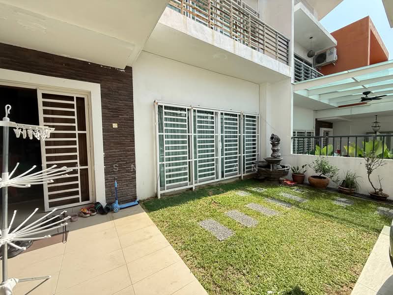 Rumah Teres 2 Tingkat untuk Dijual di Nilai (Negeri Sembilan) - Rosniza Tanidi - Exterior - PropertyGuru.com.my